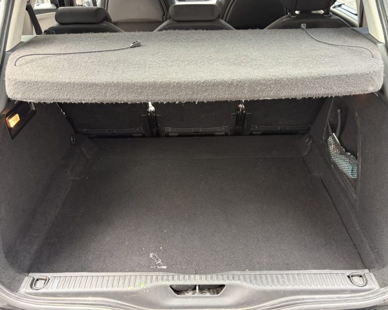 Citroën C4 Picasso 1.6 e-HDi 115ch Intensive 2014 — ENTRETIEN COMPLET - CAMERA DE RECUL - BOITE AUTO
