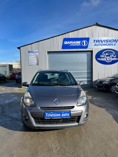 RENAULT CLIO 1.2 ESSENCE 75CH 2010