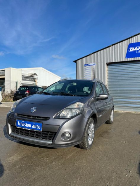 RENAULT CLIO 1.2 ESSENCE 75CH 2010