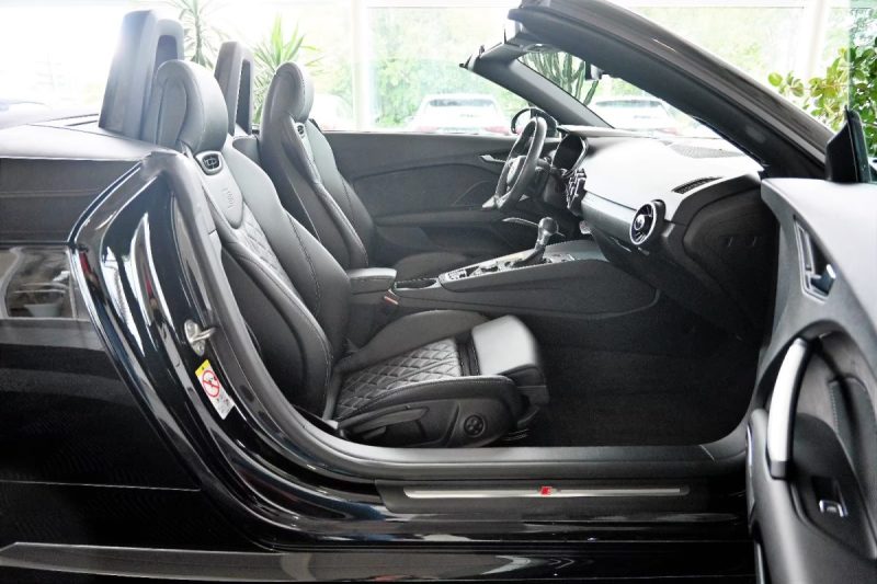 AUDI TT ROADSTER 40 TFSI 197CH CABRIOLET S-LINE 