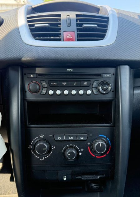 Peugeot 207 1.4 VTI 95 Ch Garantie 
