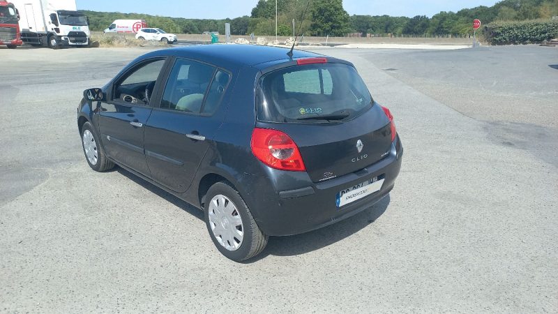 RENAULT CLIO III CONFORT DYNAMIQUE 1.6 16V BA PROACTIVE 2006
