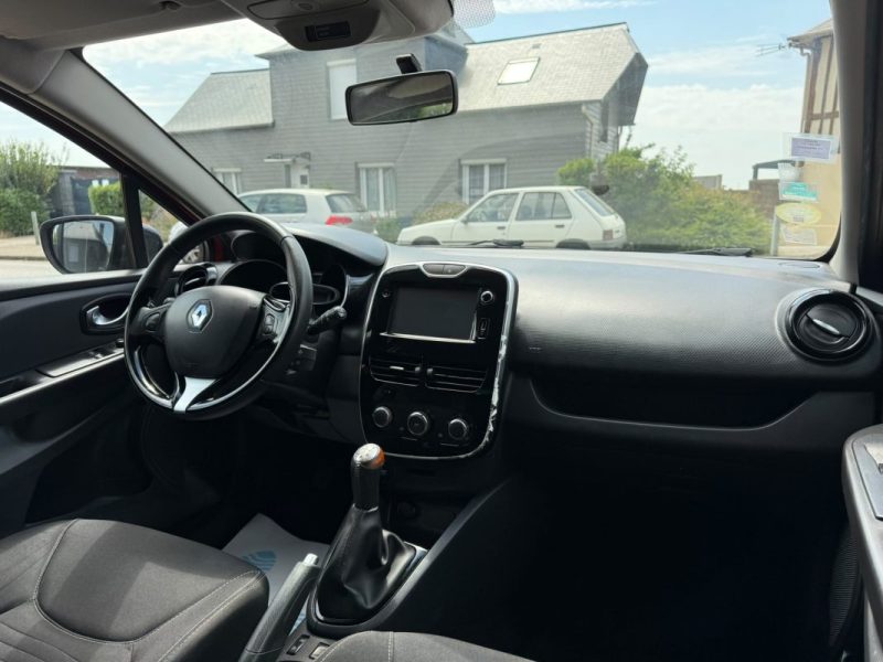 Renault Clio IV Estate 1.5 DCi 75Ch 90G Limited