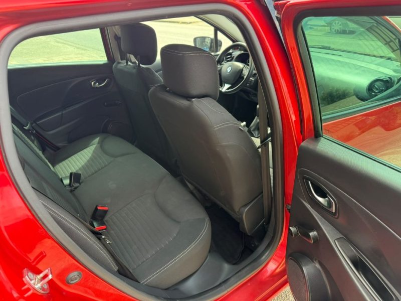 Renault Clio IV Estate 1.5 DCi 75Ch 90G Limited