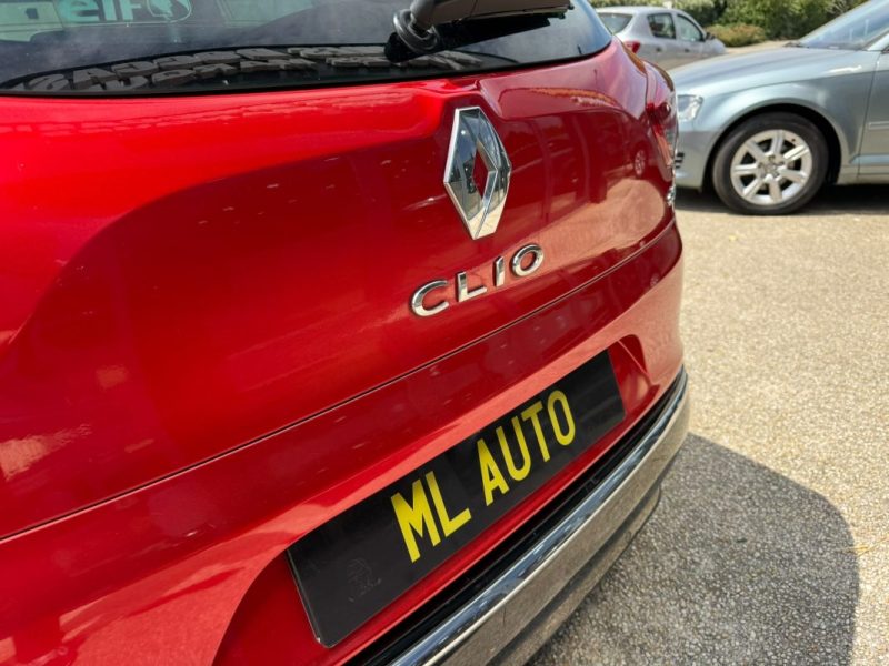 Renault Clio IV Estate 1.5 DCi 75Ch 90G Limited