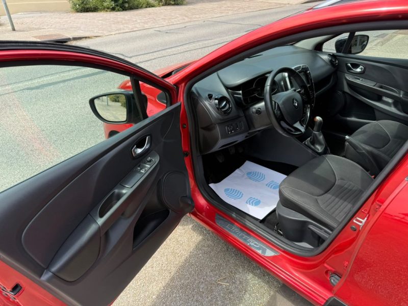 Renault Clio IV Estate 1.5 DCi 75Ch 90G Limited