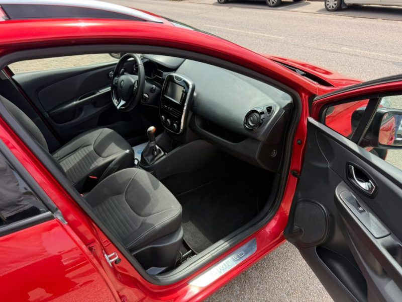 Renault Clio IV Estate 1.5 DCi 75Ch 90G Limited