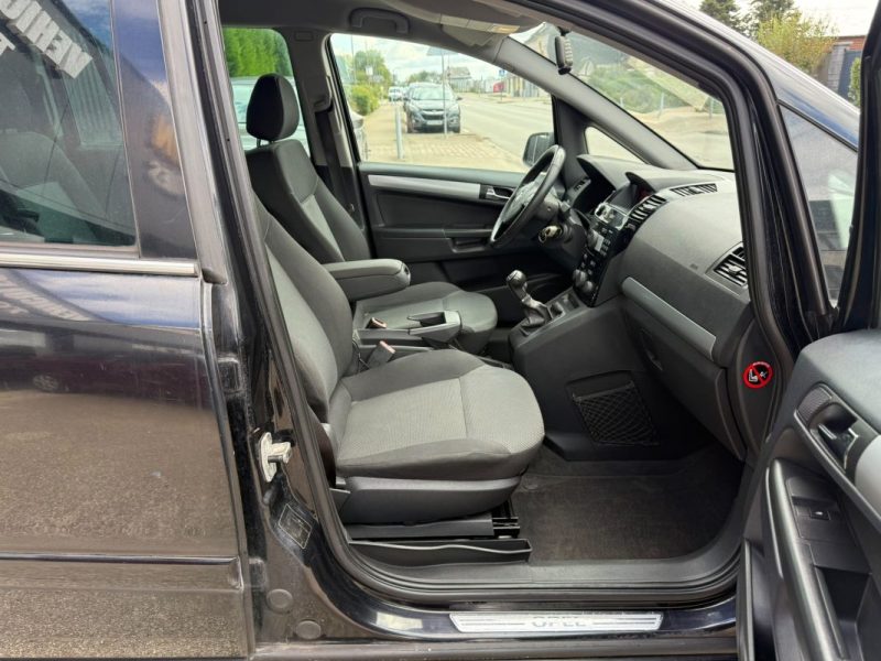 Opel Zafira 1.7 CDTi 110Ch 111 