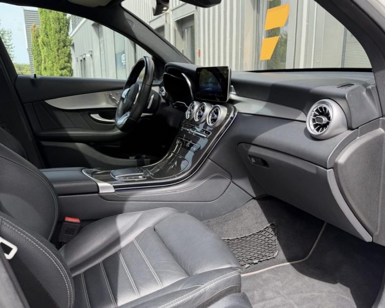 Mercedes GLC Coupé 300d 4Matic 245ch AMG Line 2020 — Entretien complet MERCEDES - Audio Burmester