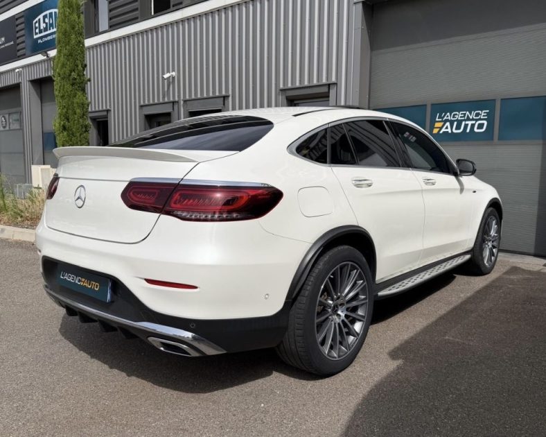 Mercedes GLC Coupé 300d 4Matic 245ch AMG Line 2020 — Entretien complet MERCEDES - Audio Burmester