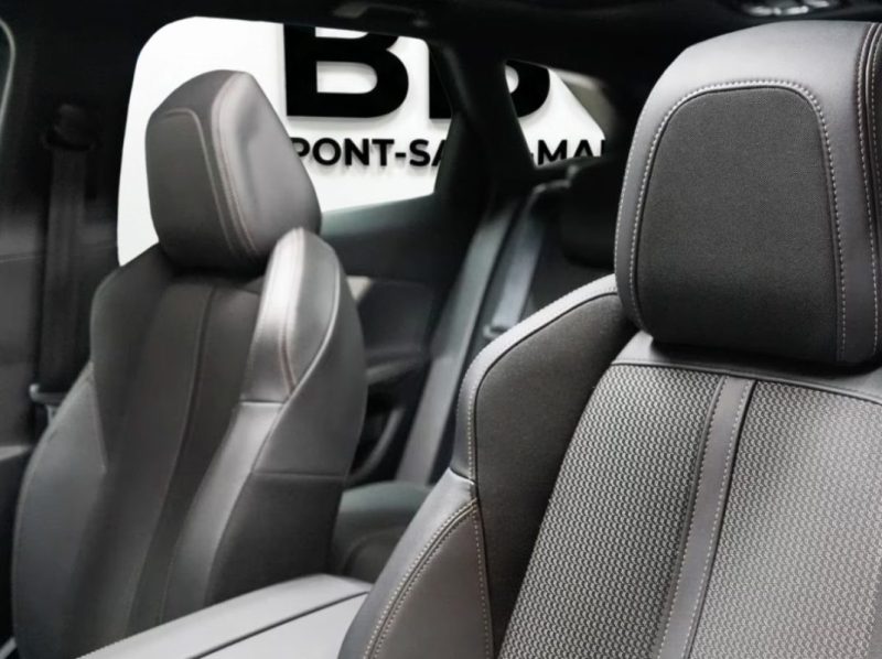 PEUGEOT 3008 GT / BLACK TONE  2024