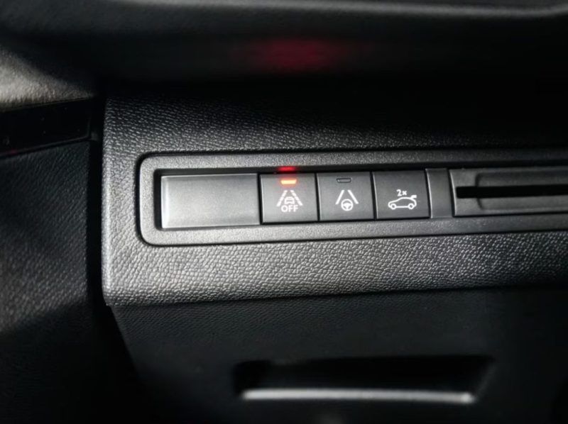 PEUGEOT 3008 GT / BLACK TONE  2024