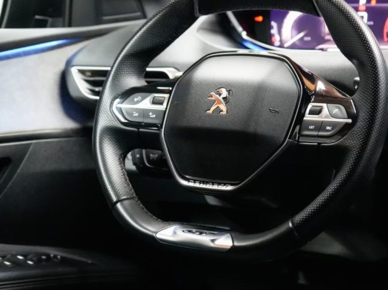 PEUGEOT 3008 GT / BLACK TONE  2024