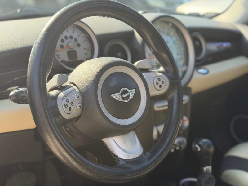MINI COOPER 2 (R56) 1.6 i 16V 120cv