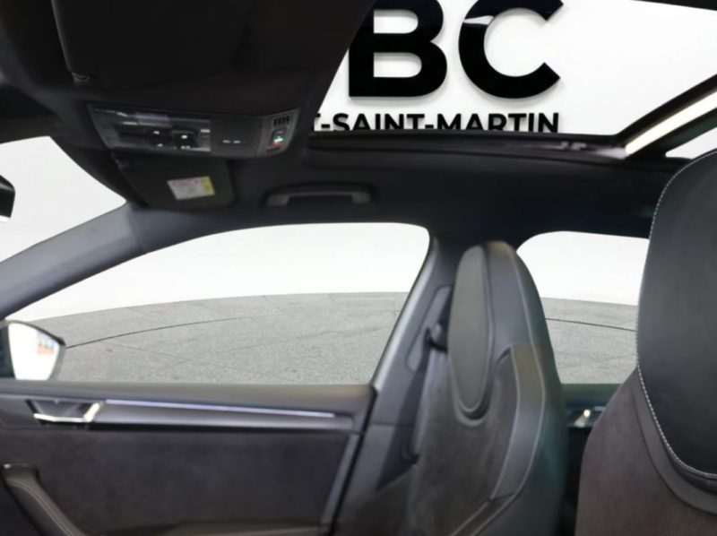SKODA SUPERB COMBI SPORTLINE DCC PANO KAMERA MEMORY SPORTLINE 2022