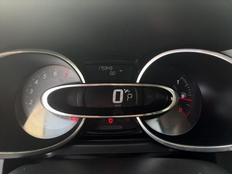 RENAULT CLIO IV RS 1.6 Turbo 200 cv / EDC