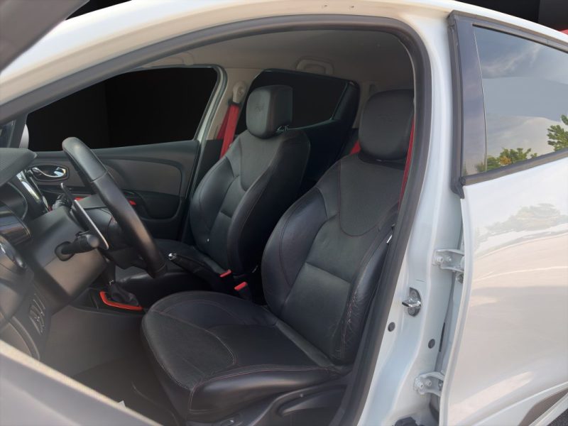 RENAULT CLIO IV RS 1.6 Turbo 200 cv / EDC
