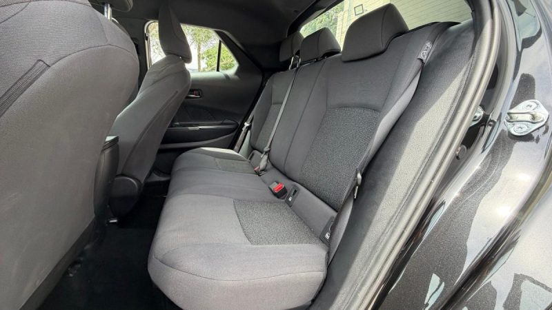TOYOTA C-HR 1.8 140H DYNAMIC 2025