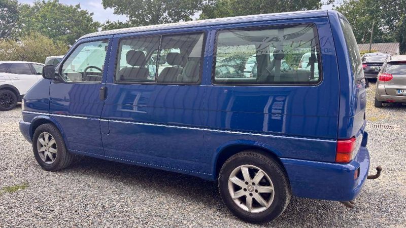 VOLKSWAGEN  MULTIVAN   