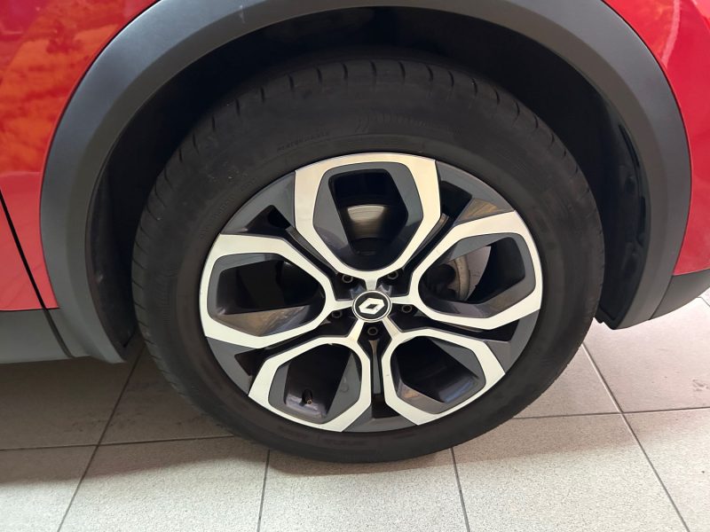 RENAULT CAPTUR 2 1.0 TCE 90 RIVE GAUCHE 04/2024 PRIX HT : 11990 € PRIX TTC : 14388 € 
