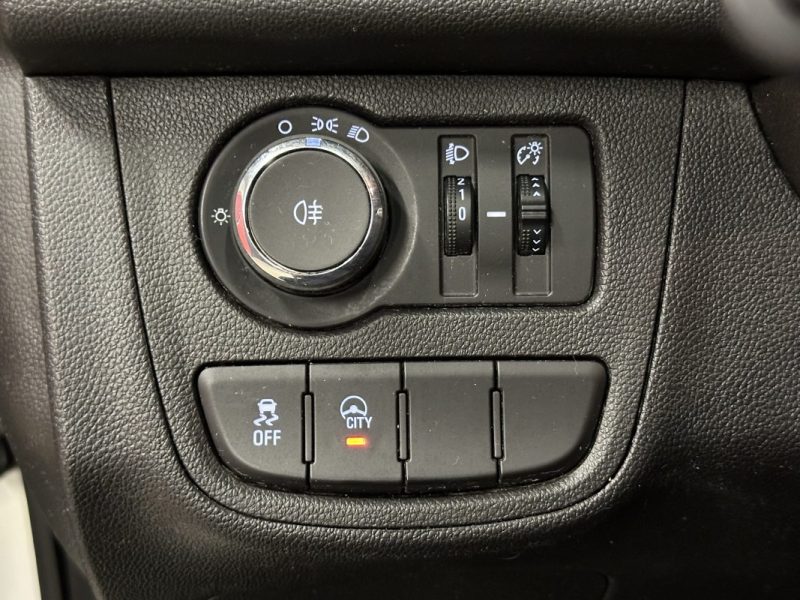 OPEL KARL 1.0 75CH ESSENTIA - Garantie 6 mois - CT ok - Chaine de distribution -