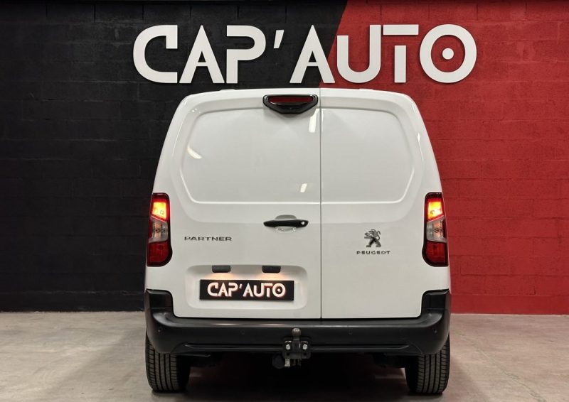 PEUGEOT PARTNER STANDARD 1.5 BLUE HDI 100CV ASPHALT 3 places 1000KG - 1ère Main - TVA récupérable -