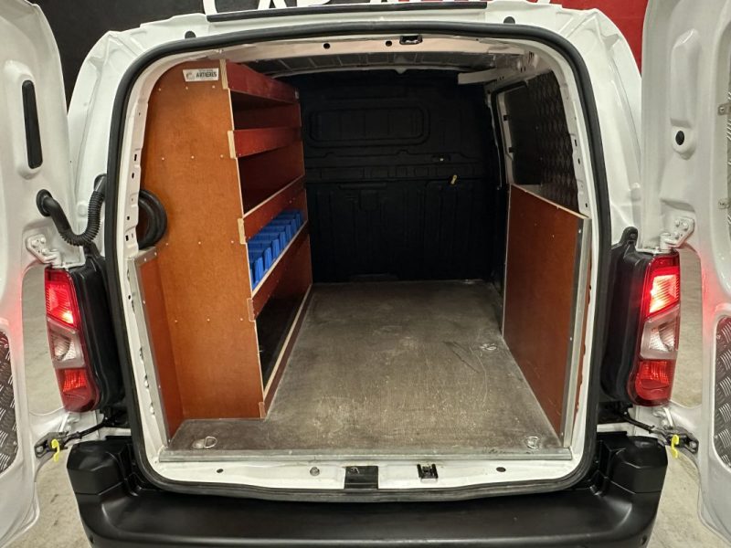 PEUGEOT PARTNER STANDARD 1.5 BLUE HDI 100CV ASPHALT 3 places 1000KG - 1ère Main - TVA récupérable -