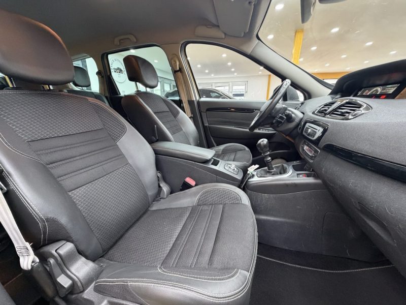 RENAULT SCENICIII GRAND 1.6 DCI 130 BOSE EDITION 7PLACES 2016
