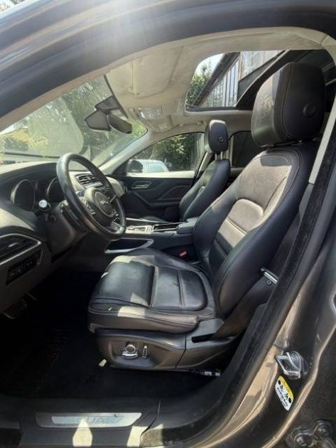 JAGUAR F-PACE 20D AWD - BVA - 82 082Kms - Camer Recul - Parfait Etat - SUIVIT JAGUAR
