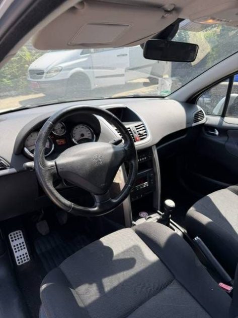 PEUGEOT 207 1.4 VTI SPORT 2009 - 55 088Kms - CLIMATISATION - Parfait Etat - SUIVIT PEUGEOT
