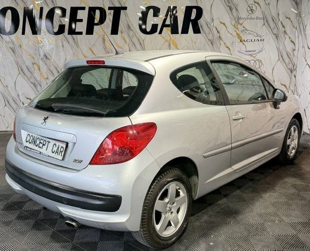 PEUGEOT 207 1.4 VTI SPORT 2009 - 55 088Kms - CLIMATISATION - Parfait Etat - SUIVIT PEUGEOT
