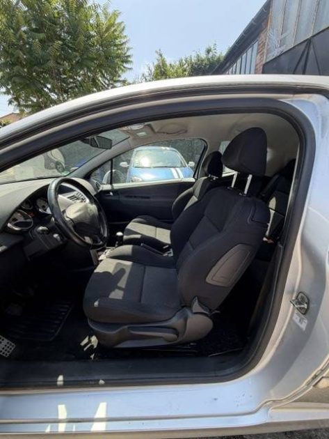 PEUGEOT 207 1.4 VTI SPORT 2009 - 55 088Kms - CLIMATISATION - Parfait Etat - SUIVIT PEUGEOT