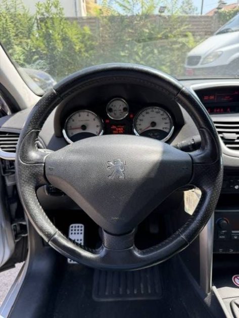 PEUGEOT 207 1.4 VTI SPORT 2009 - 55 088Kms - CLIMATISATION - Parfait Etat - SUIVIT PEUGEOT