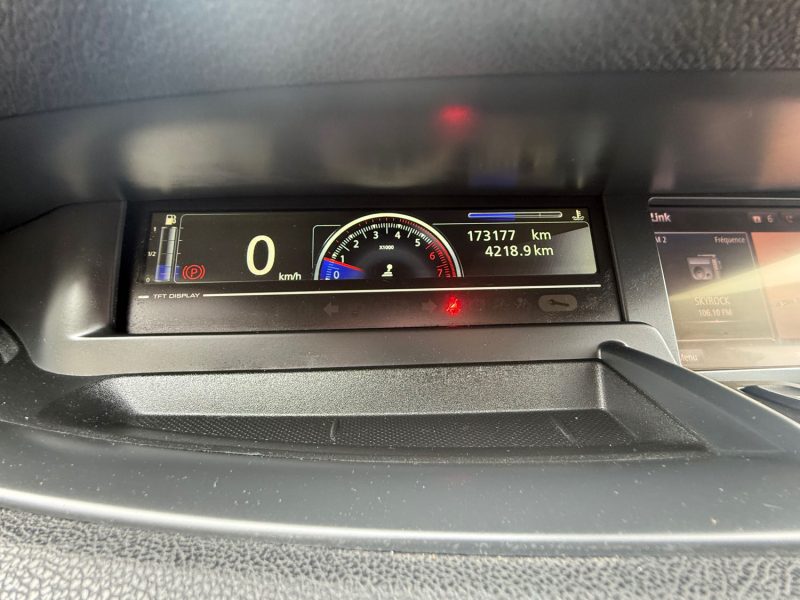 RENAULT SCENIC 3 PHASE 3 1.2 TCE 130 LOUNGE 2015