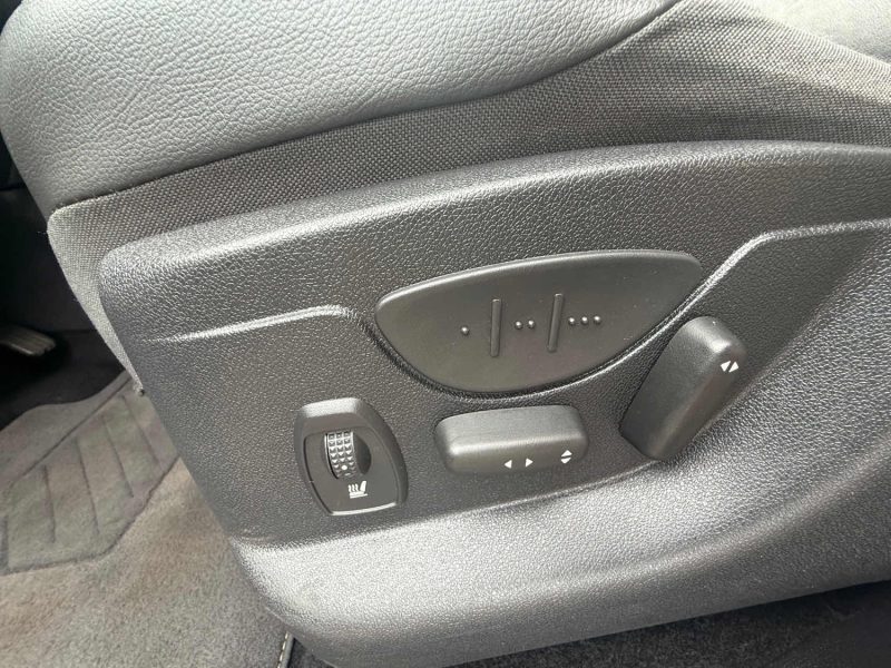 RENAULT SCENIC 3 PHASE 3 1.2 TCE 130 LOUNGE 2015