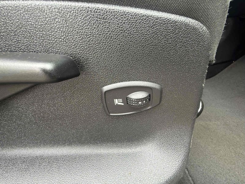 RENAULT SCENIC 3 PHASE 3 1.2 TCE 130 LOUNGE 2015