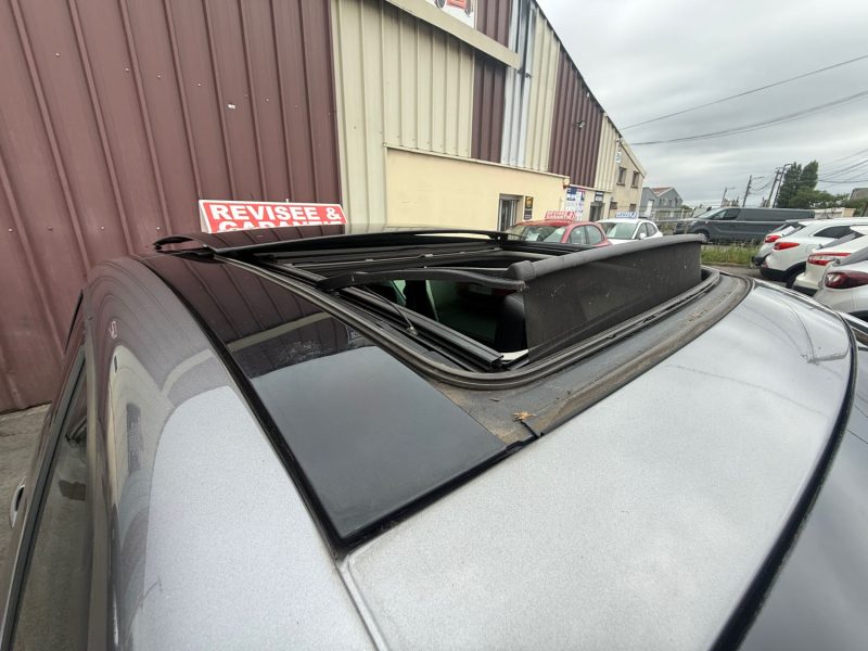 RENAULT SCENIC 3 PHASE 3 1.2 TCE 130 LOUNGE 2015