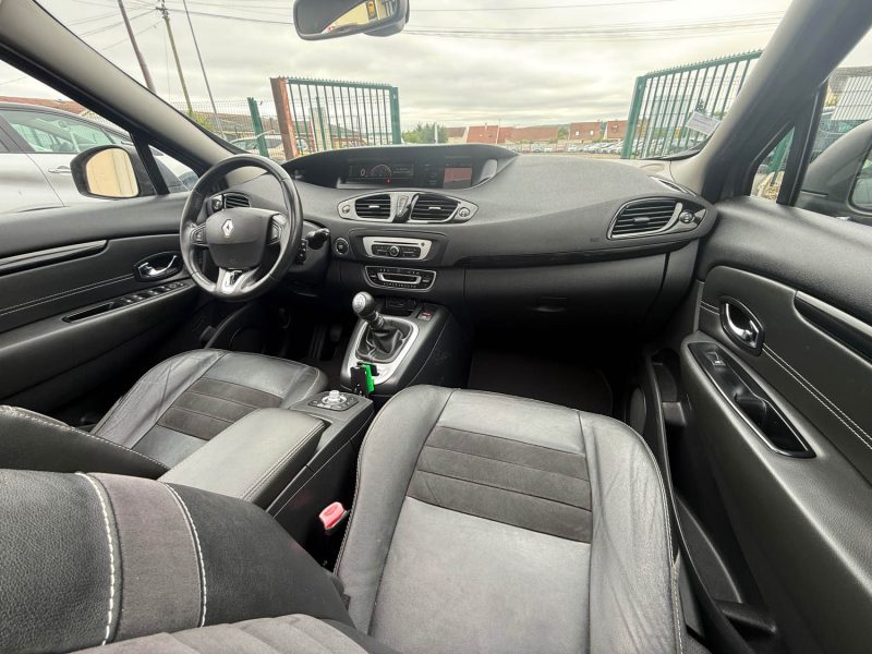 RENAULT SCENIC 3 PHASE 3 1.2 TCE 130 LOUNGE 2015