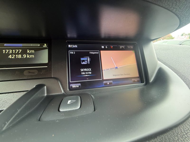 RENAULT SCENIC 3 PHASE 3 1.2 TCE 130 LOUNGE 2015