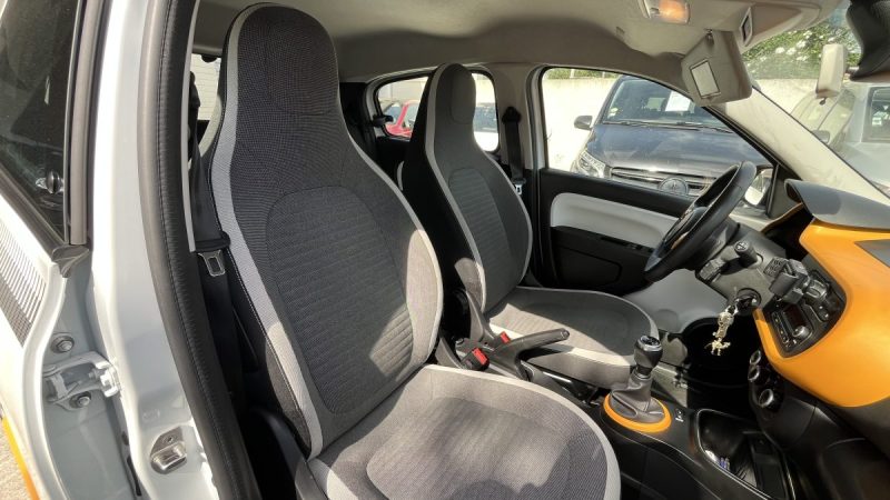 RENAULT TWINGO III 1.0 SCE 75 ZEN 2020