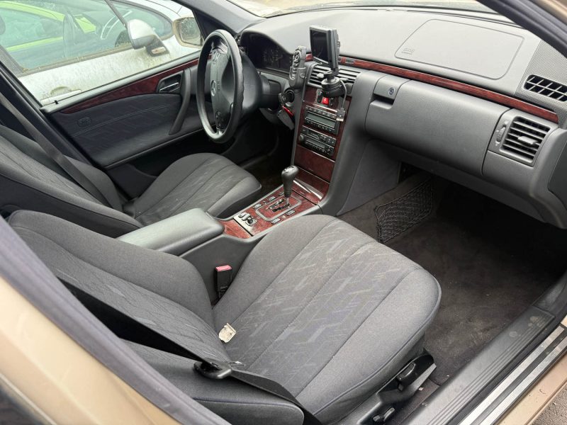 MERCEDES E 220 CDI BVA -1er MAIN - NE DEMARRE PAS