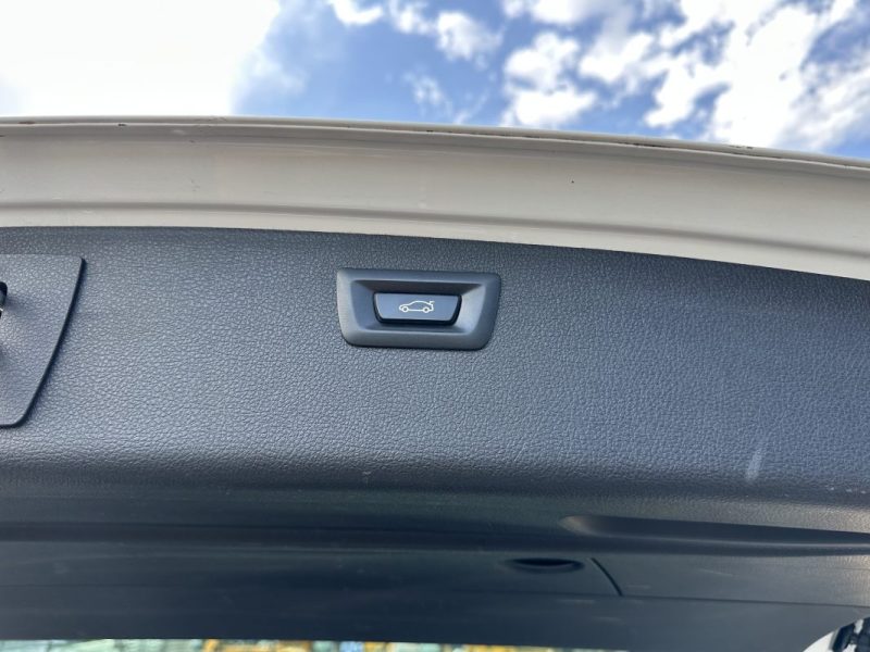 BMW SERIE 3 TOURING 318D 150cv PACK M SPORT BVA 2016 SUIVI GARANTIE 6 MOIS