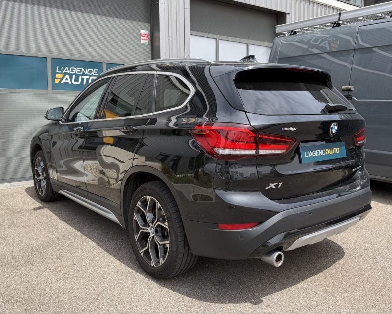 B.M.W. X1 18I SDRIVE 140ch - TOIT OUVRANT - Entretient chez BMW - Harman Kardon - GARANTIE 6 Mois