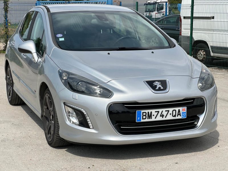 PEUGEOT 308 - 3 1.6 THP 200 GTI 2011