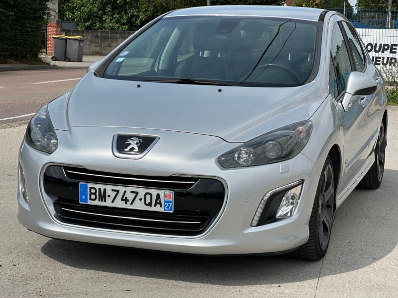 PEUGEOT 308 - 3 1.6 THP 200 GTI 2011