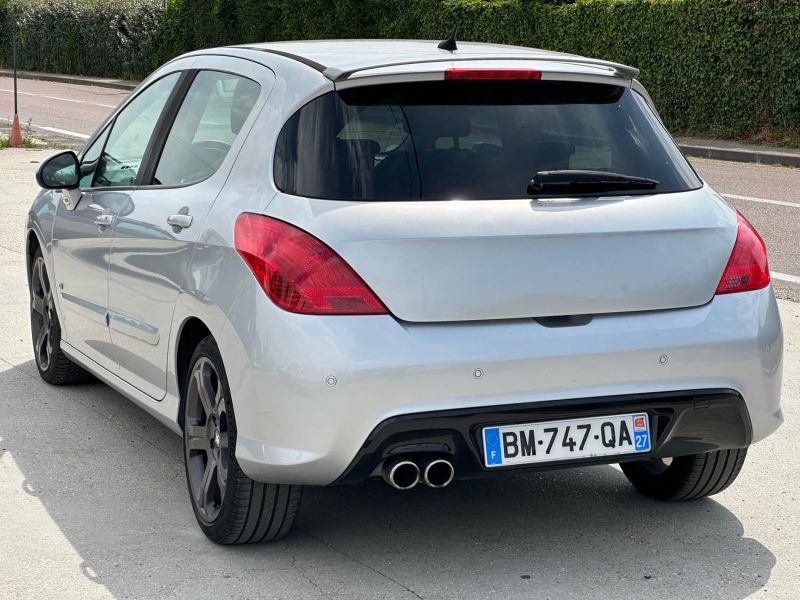 PEUGEOT 308 - 3 1.6 THP 200 GTI 2011
