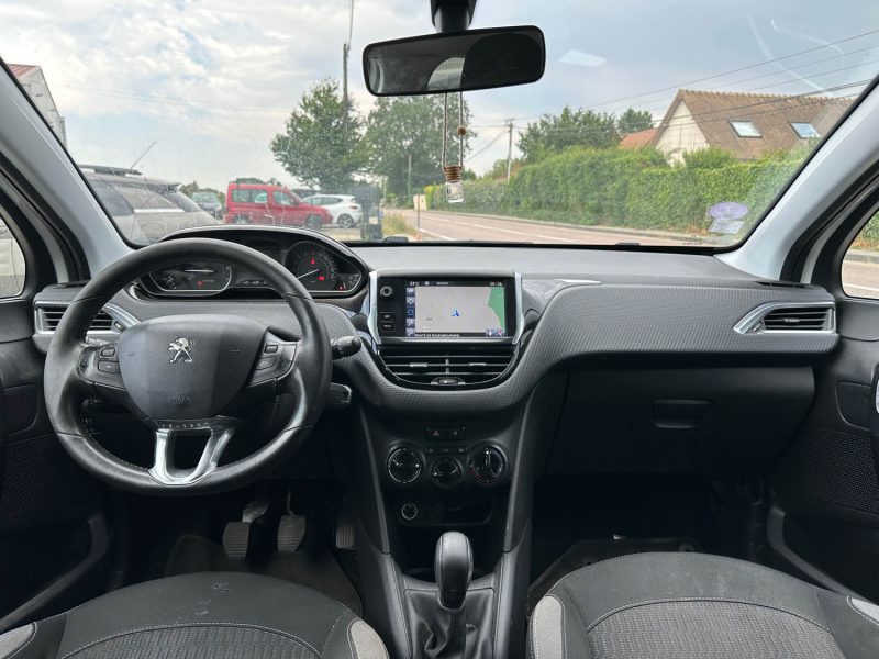 PEUGEOT  208 STYLE 1.2 82CV PHASE 2 Garantie 12 mois