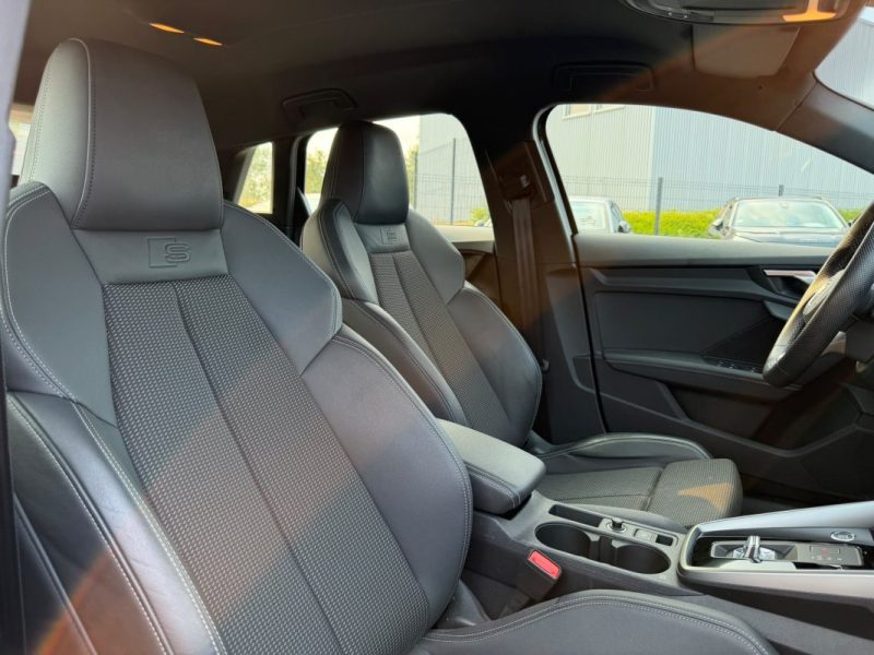AUDI A3 35 TFSI 150ch S-LINE