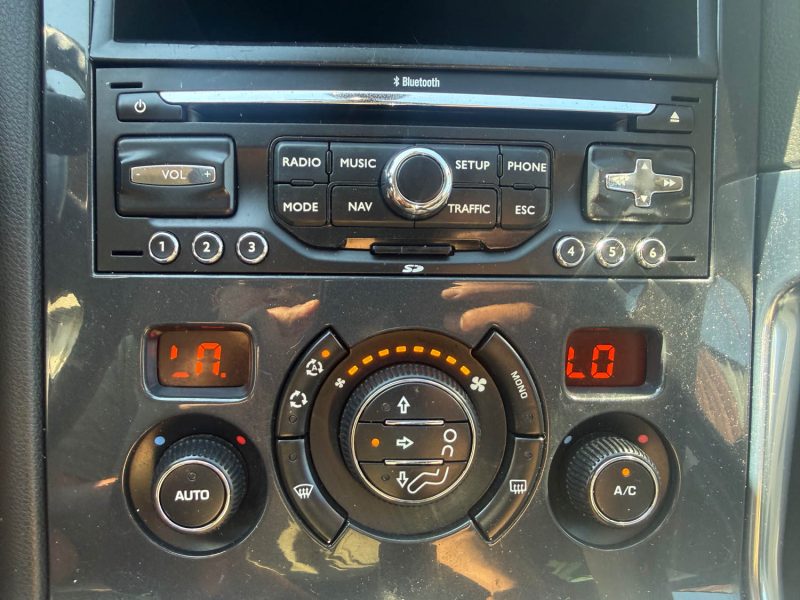 PEUGEOT 3008 BOITE AUTOMATIQUE 1.6 HDI 112CV - 8V TURBO 2012