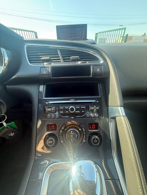 PEUGEOT 3008 BOITE AUTOMATIQUE 1.6 HDI 112CV - 8V TURBO 2012